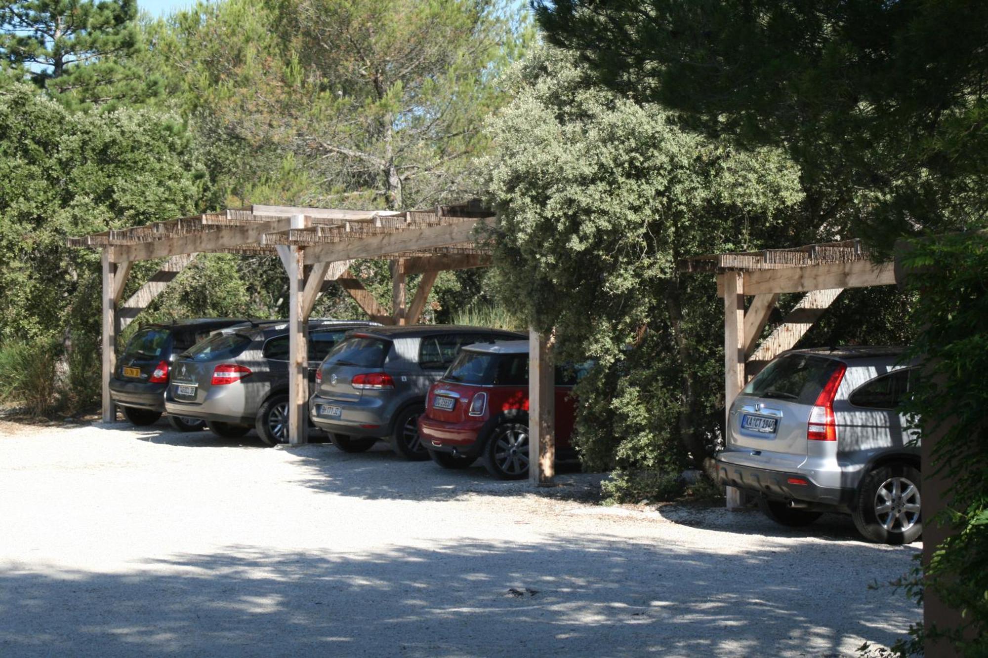 La Cle Des Champs, Boutique Hotel & Spa - Le Mas De Garrigon Roussillon  Exterior photo