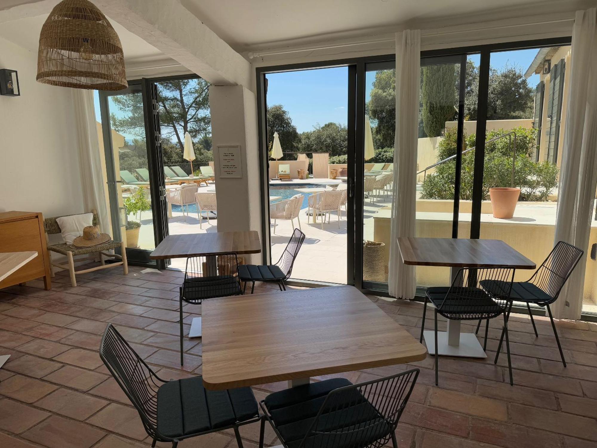 La Cle Des Champs, Boutique Hotel & Spa - Le Mas De Garrigon Roussillon  Exterior photo