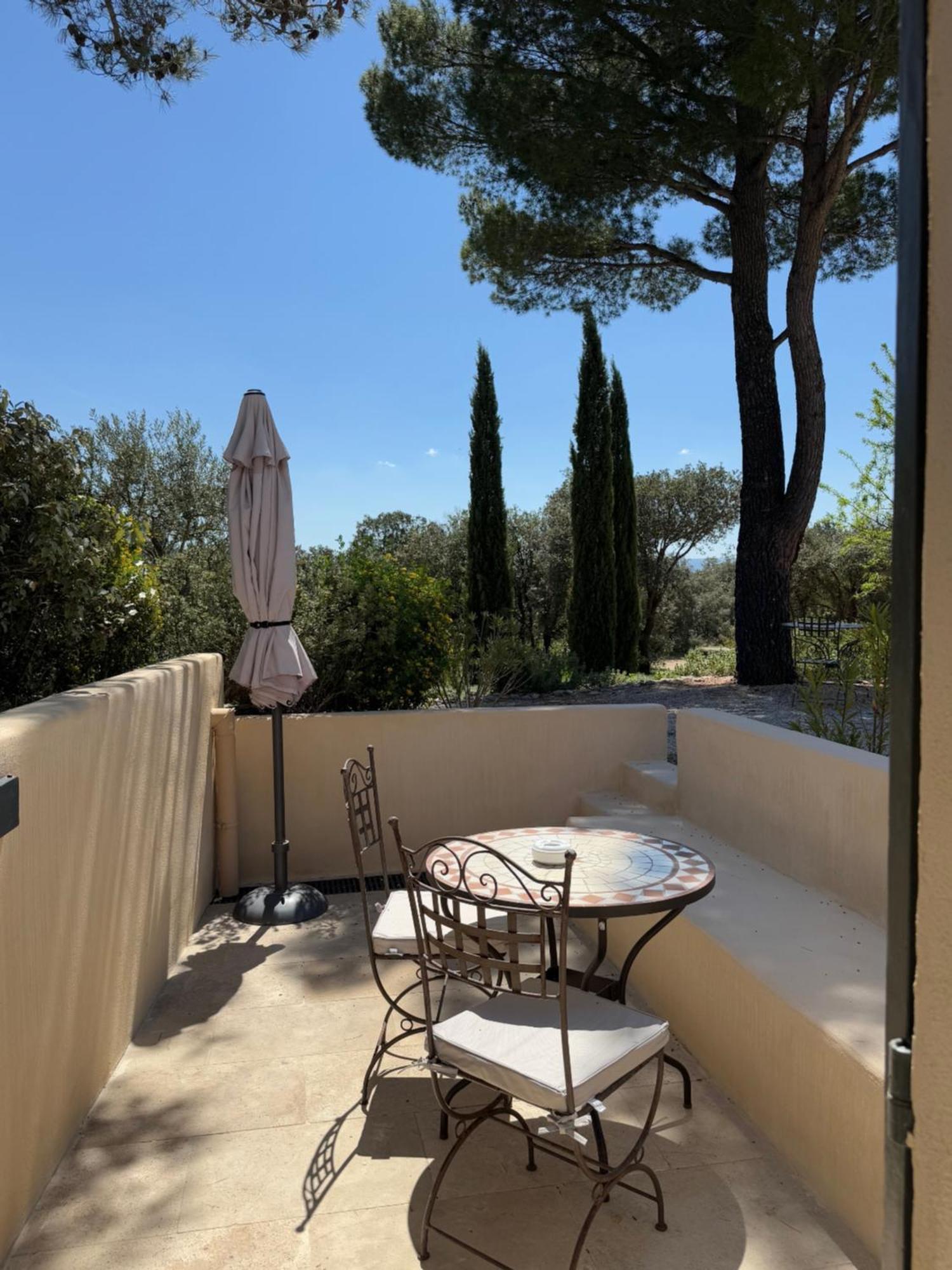 La Cle Des Champs, Boutique Hotel & Spa - Le Mas De Garrigon Roussillon  Exterior photo